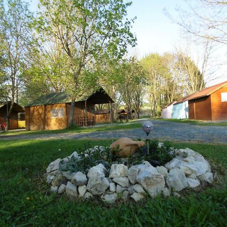 Goecsej Voelgye Kemping Kustánszeg Exterior foto